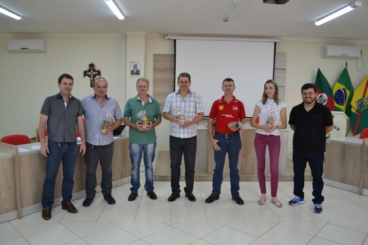 Prefeito Ulisses Cecchin substituirá Ilton Nunes